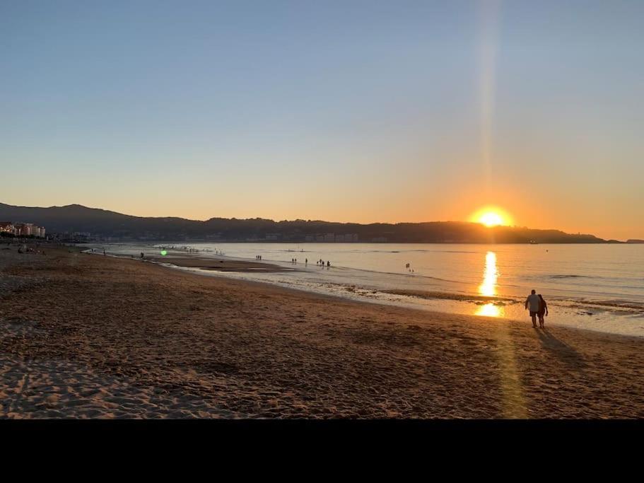 Appartement A Hendaye Avec Piscine Et A Cote De La Plage Екстер'єр фото